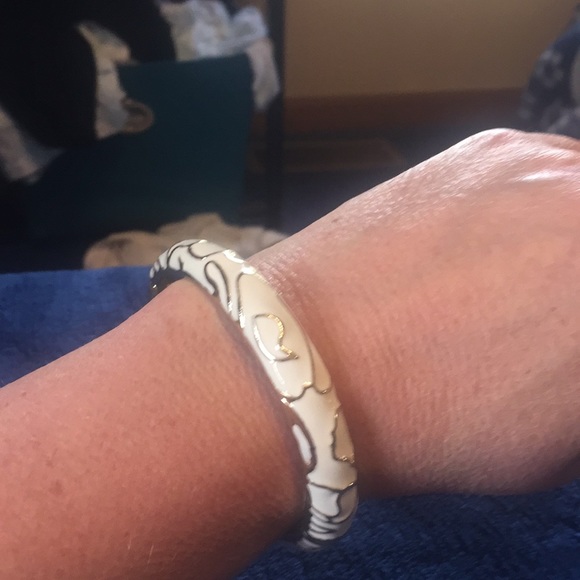 Bangle bracelet - Picture 2 of 2